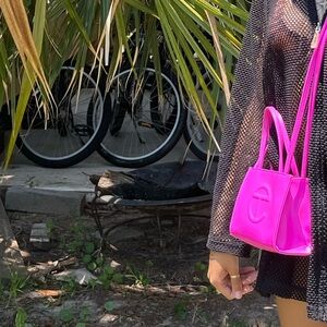 Telfar Small Azalea 🌺